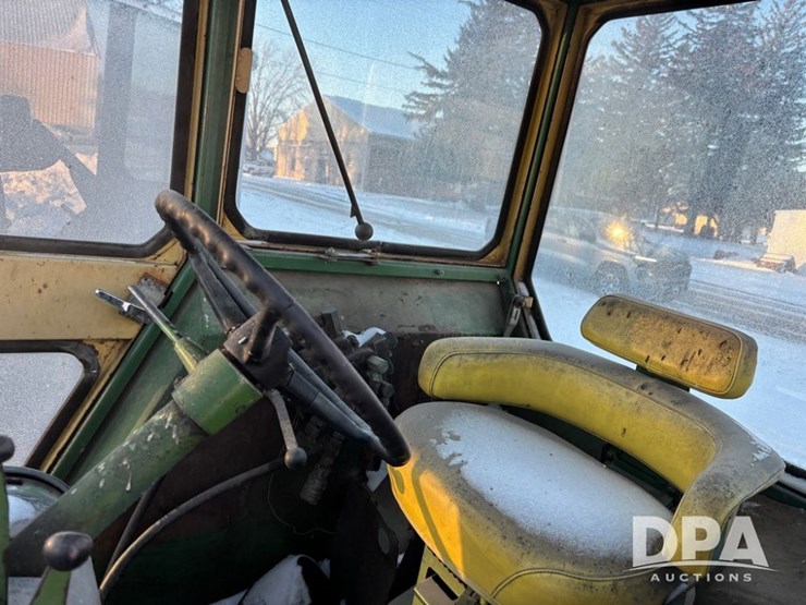 john-deere-4020-image-38