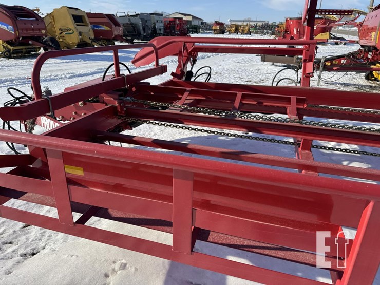 2023-proag-hay-hiker-900-image-27