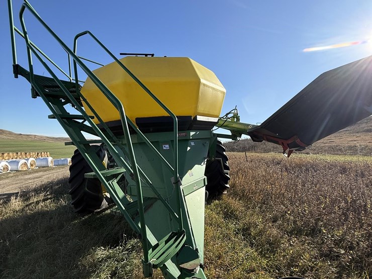 john-deere-1850-image-22