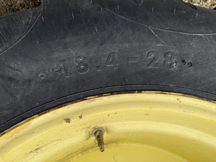 john-deere-6410-image-9