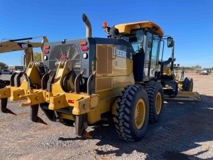 2018-deere-672g-image-17