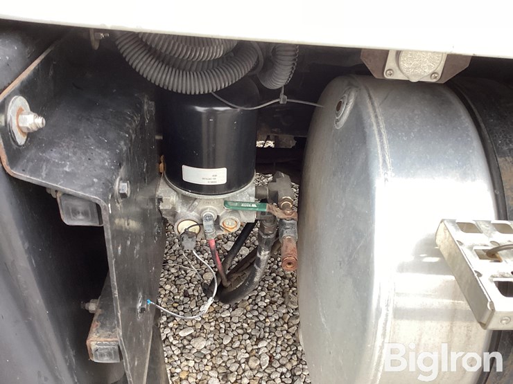 volvo-wg42f-image-13