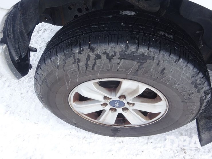 ford-f150-xlt-image-38