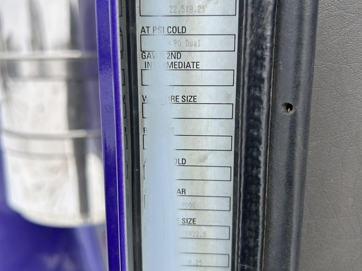 kenworth-w900-image-32