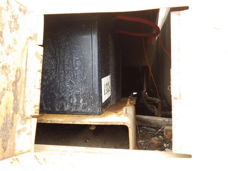 caterpillar-d4e-image-22