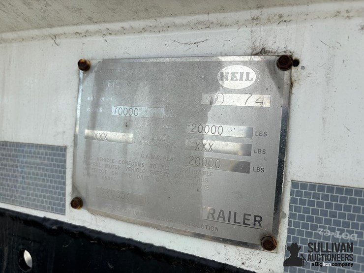 heil-trailer-image-17