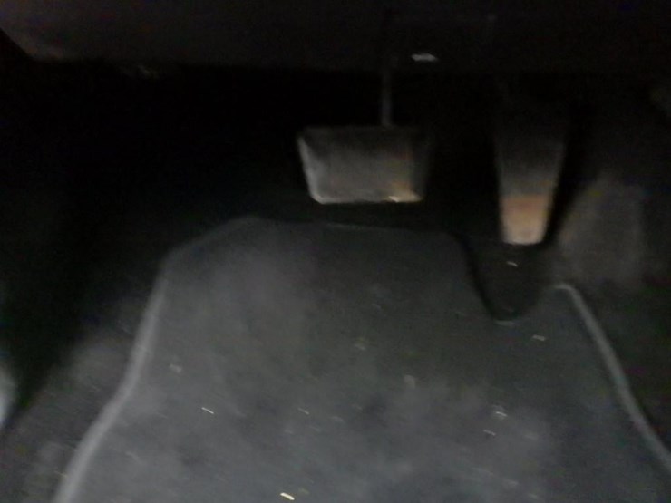 2014-dodge-3500-image-38