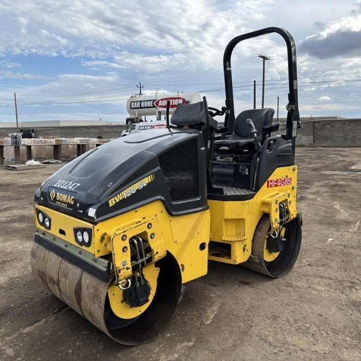 2017 BOMAG BW120
