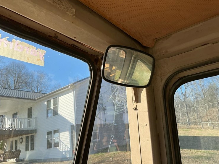 1989-deere-444e-image-28