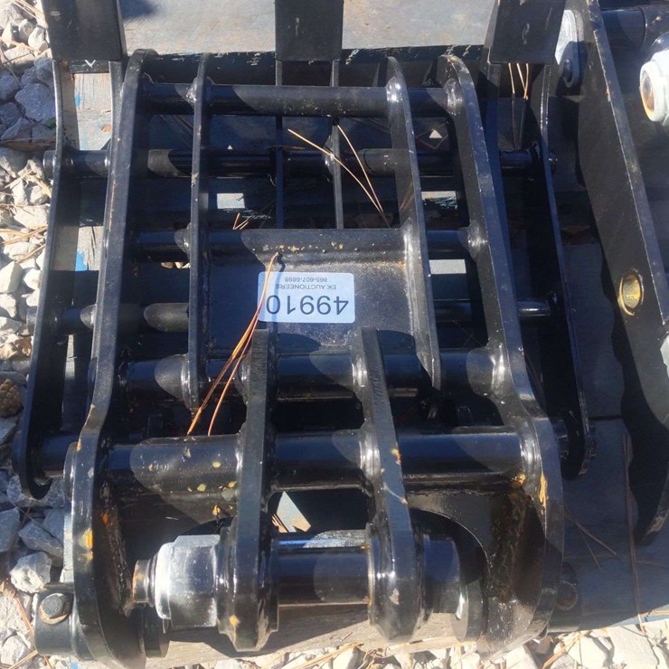 UNUSED MINI EXCAVATOR GRABBER