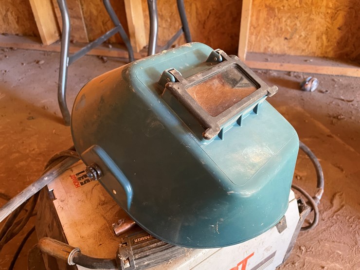 #3681-•-hobart-handler-120-welder-with-helmet-image-12