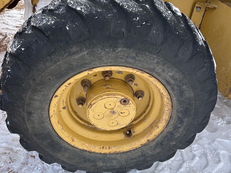 caterpillar-420d-image-7