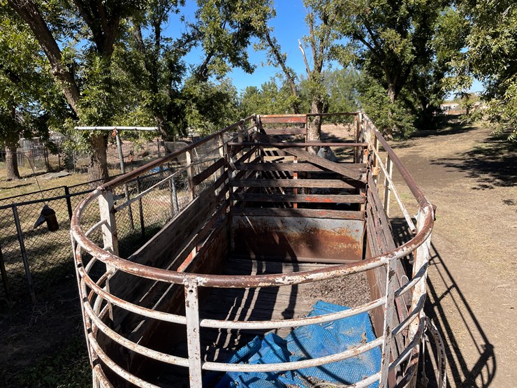 #3671-•-horse/cattle-tandem-axle-trailer-(no-title)-image-44