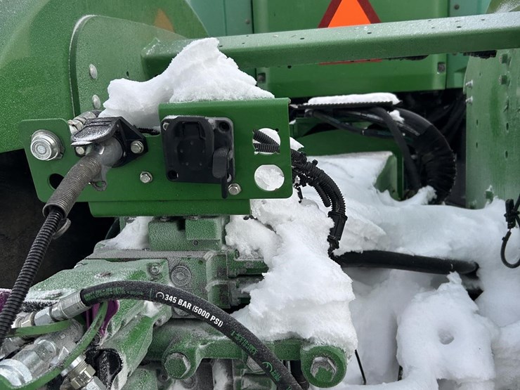 john-deere-9560r-image-34