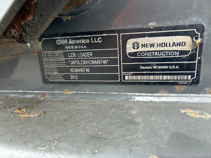 new-holland-l230-image-14