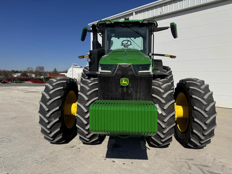 john-deere-8r-370-image-8