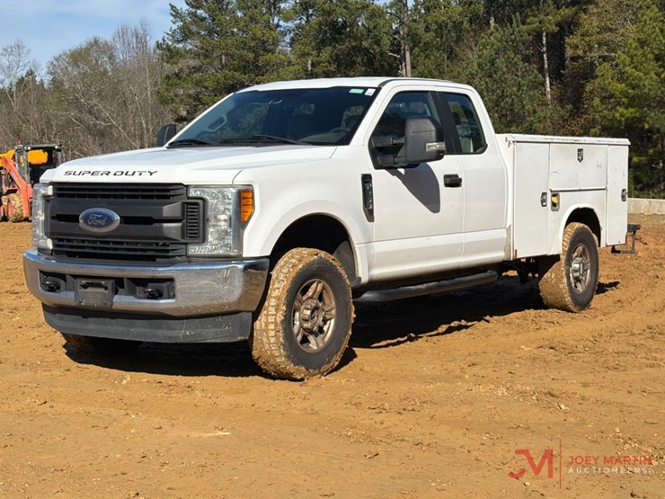 ford-f250-xl-image-7