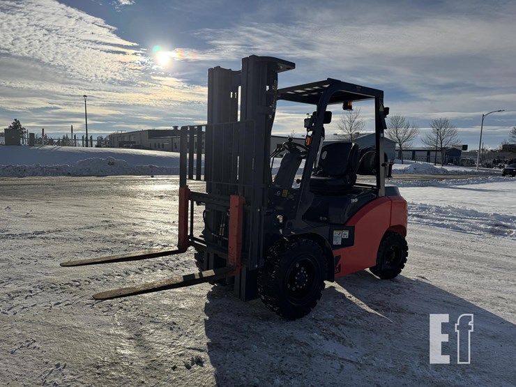 2024-tailift-pfg30-image-3