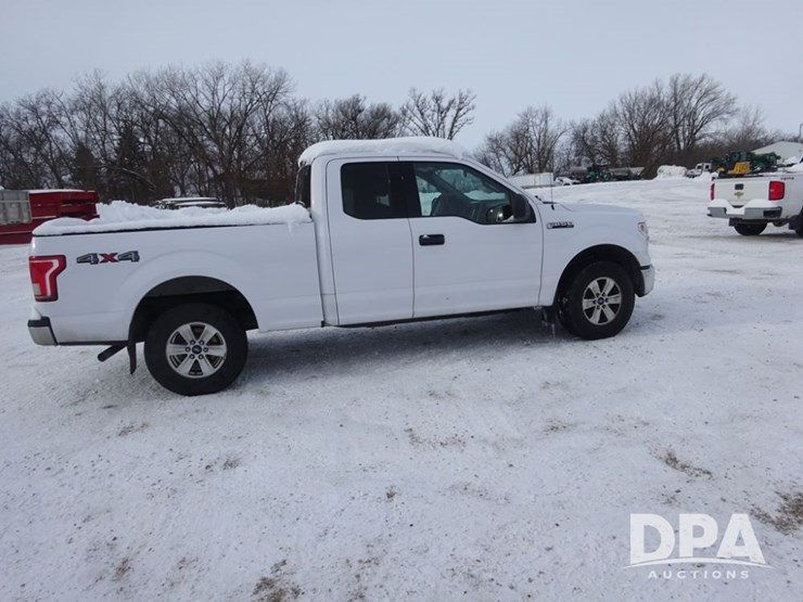 ford-f150-xlt-image-30