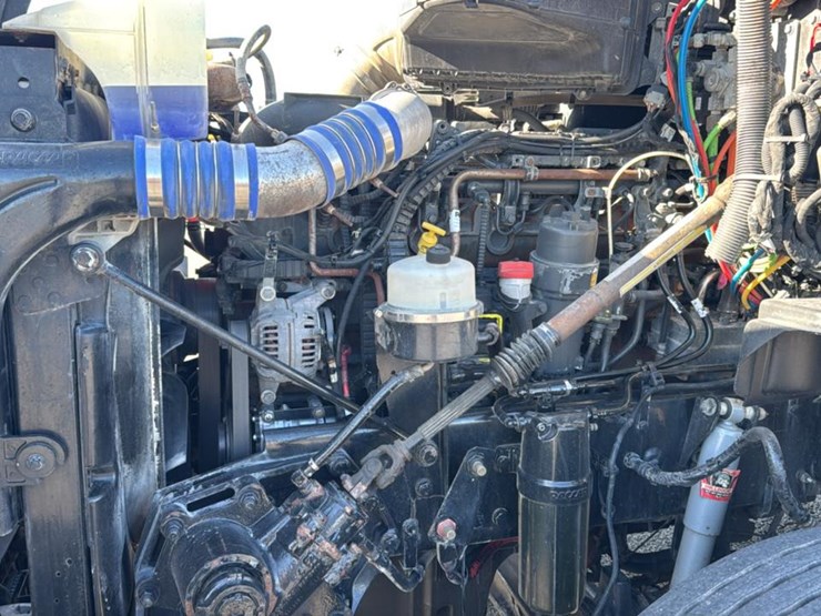 2019-kenworth-t680-image-14