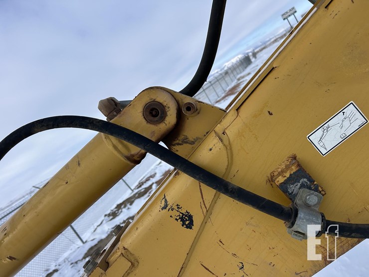 caterpillar-420d-image-82