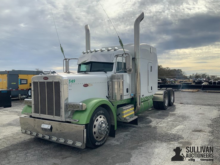 2006-peterbilt-379-image-1