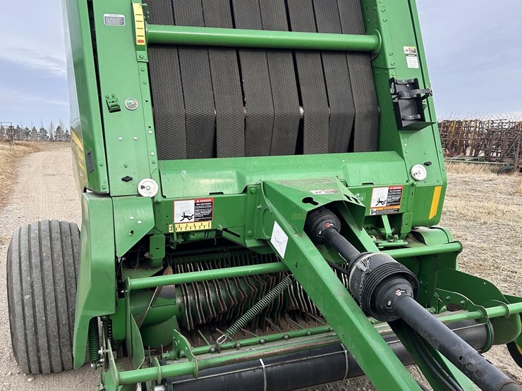 2018-john-deere-560m-image-9