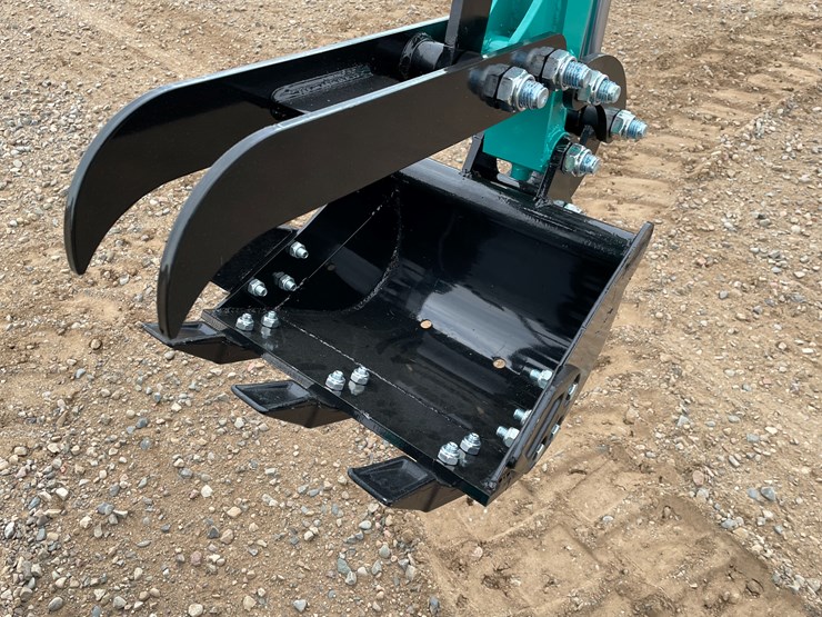 #9220-•-2025-unused-cfg-mini-excavator-image-5