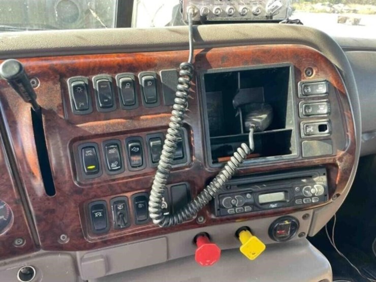 2007-mack-chn613-image-43