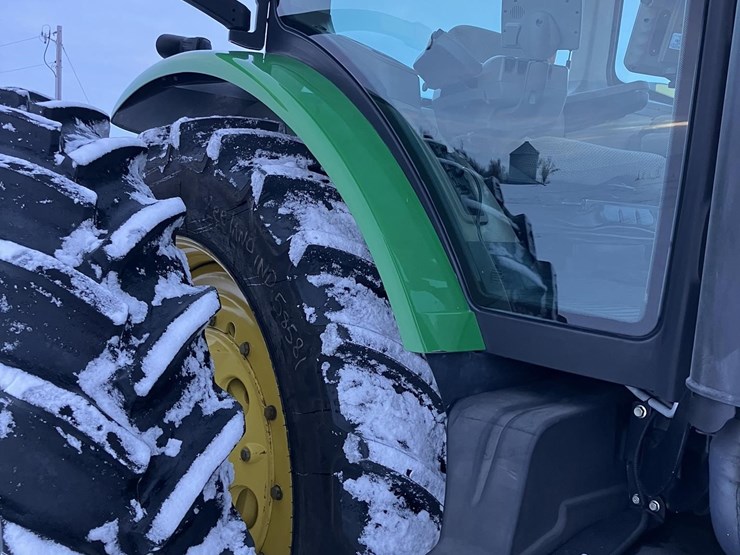 2010-john-deere-8295r-image-6