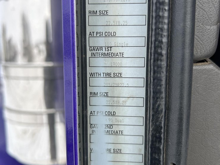 kenworth-w900-image-33