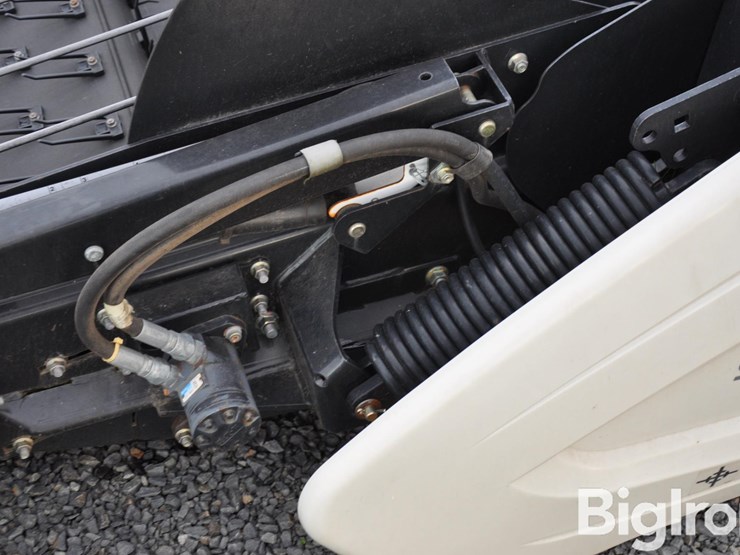 claas-450-swath-up-15'-pick-up-header-image-16