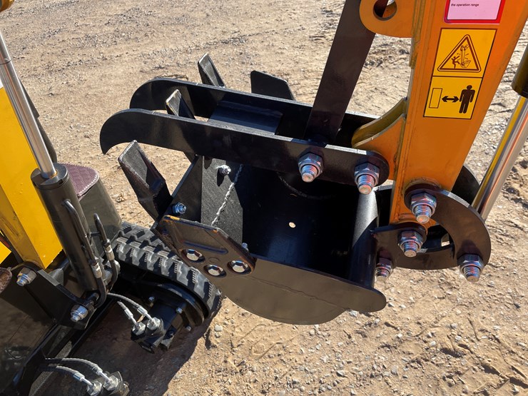 #9267-•-unused-2025-cfg-mini-excavator-image-5