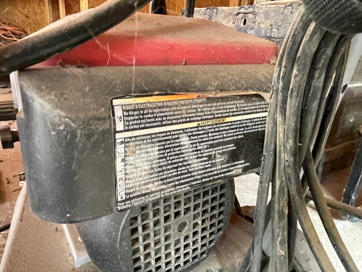 #3692-•-clean-machine-pressure-washer-image-8