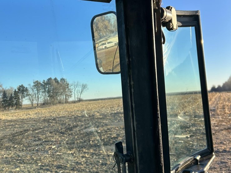 1983-john-deere-4650-image-57