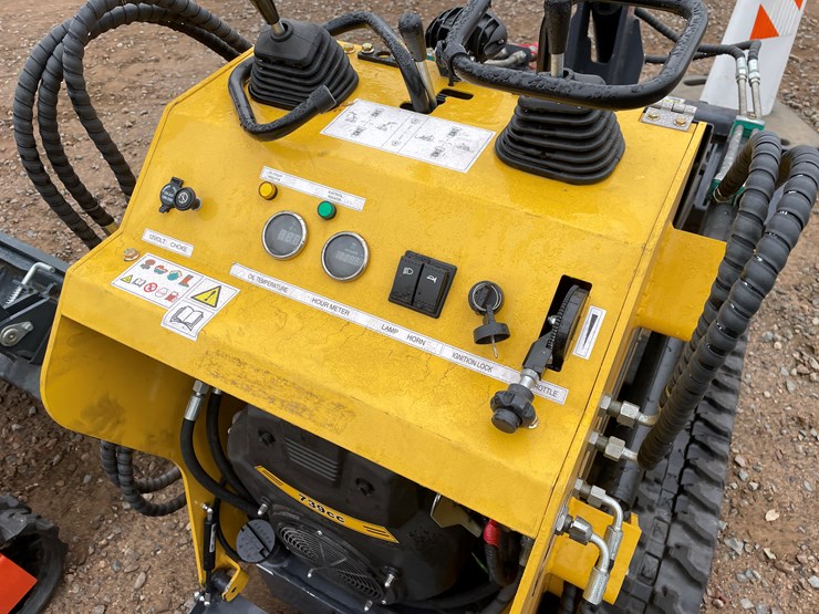 #9237-•-unused-2025-landhero-mini-skid-steer-loader-image-11