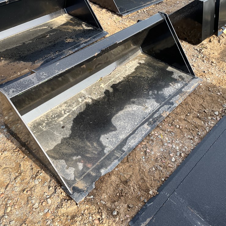 #2011 • Bucket Attachment