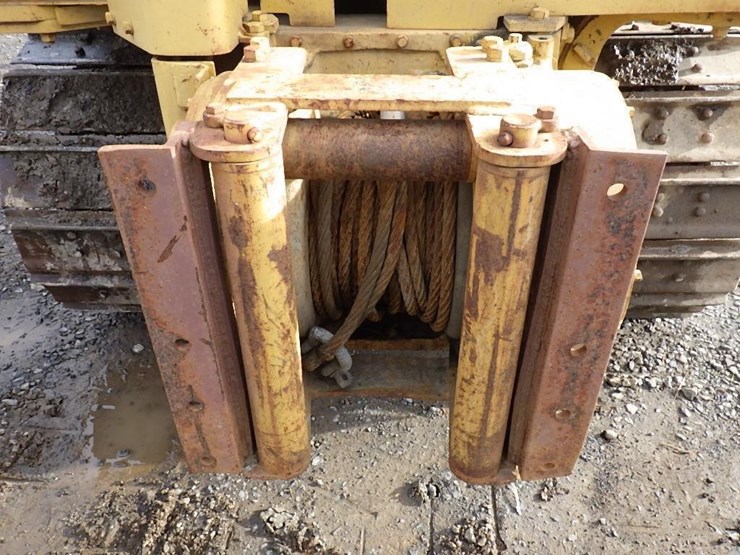 caterpillar-d4e-image-10