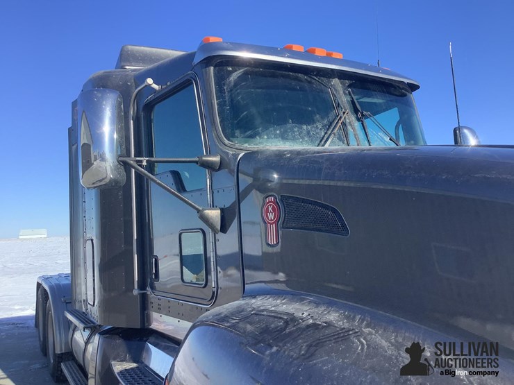 kenworth-t600-image-12