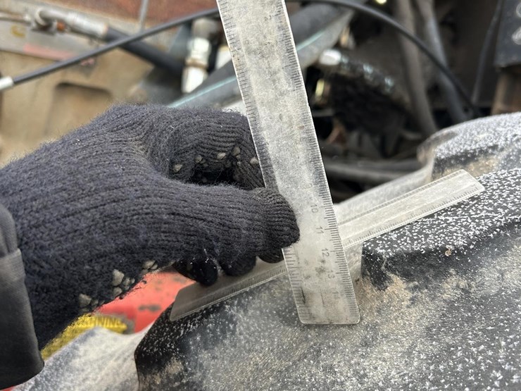 1985-versatile-856-image-15