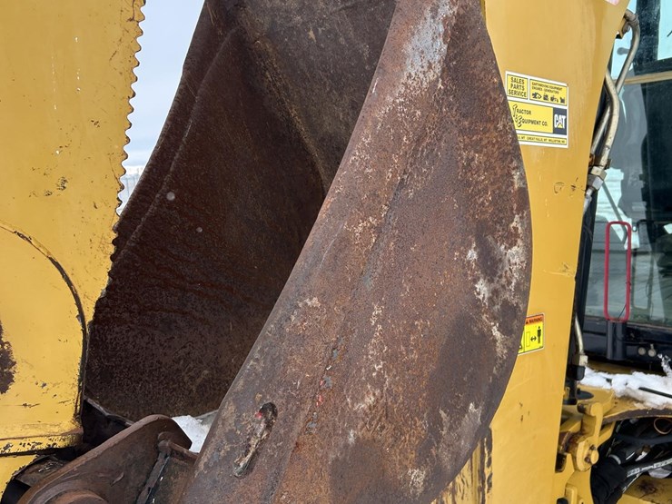 caterpillar-420e-image-37