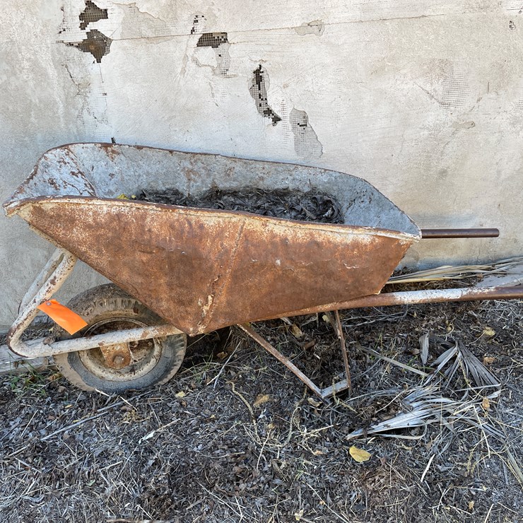 #3698 • Wheelbarrow