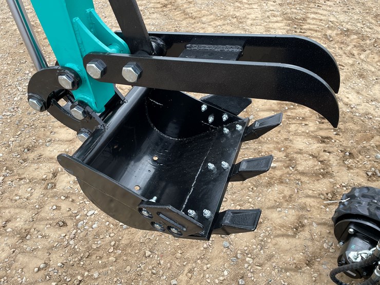 #9233-•-2025-unused-cfg-mini-excavator-image-8