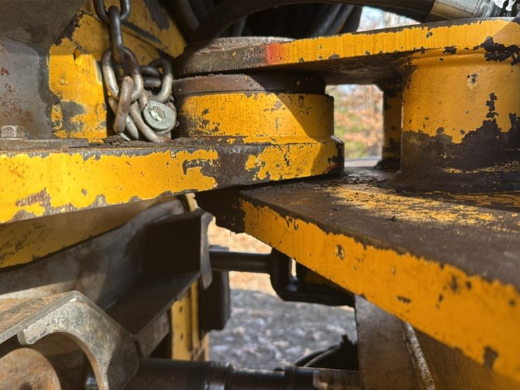 #136-•-1999-john-deere-648gll-grapple-skidder-image-38