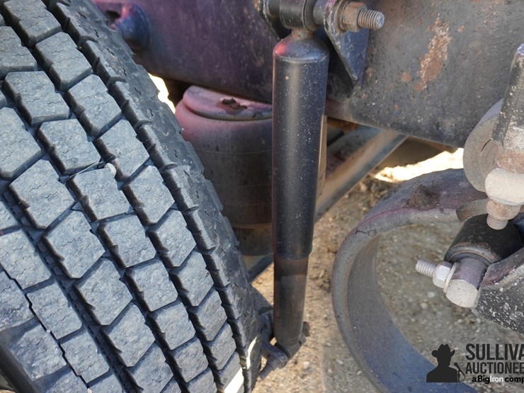 peterbilt-379-image-19