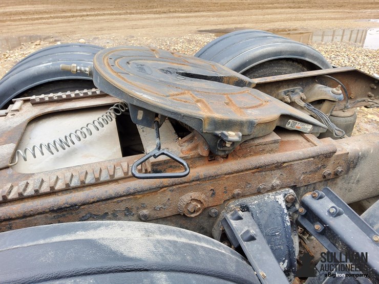 peterbilt-379-image-10