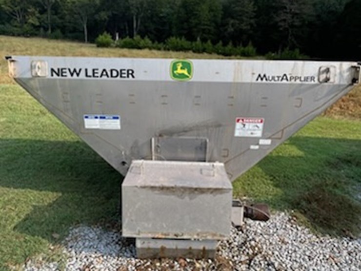 john-deere-600r-image-1