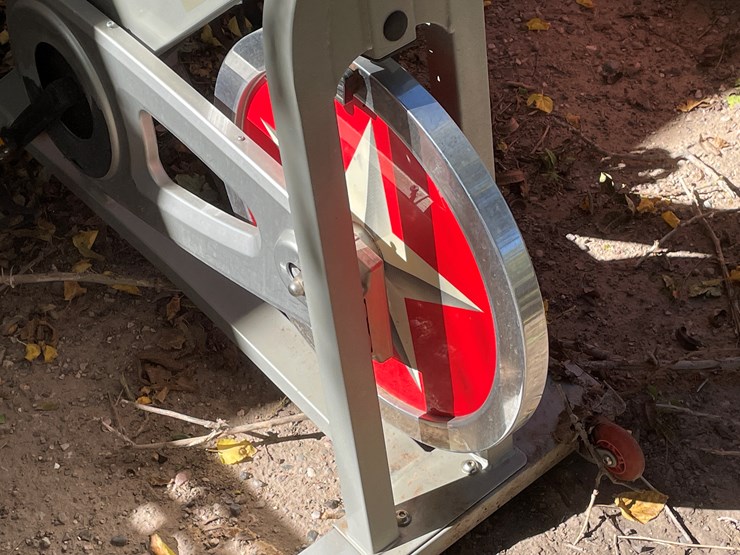 #3709-•-sunny-exercise-bike-image-12