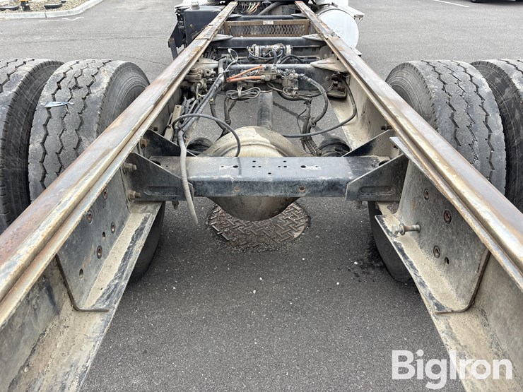 kenworth-t300-image-14