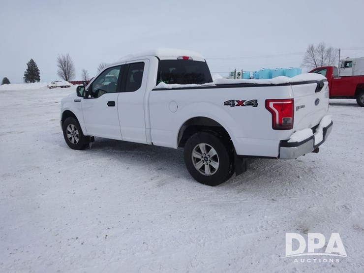 ford-f150-xlt-image-17